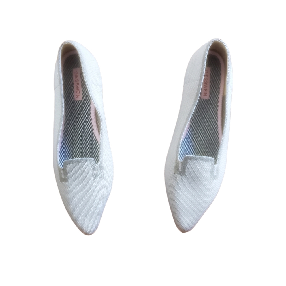 Vivaia gray pointed toe ballet flats with giesswein soles 39